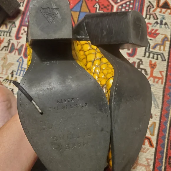 John fluevog size 7.5 entrance room shoes - Picture 5 of 6